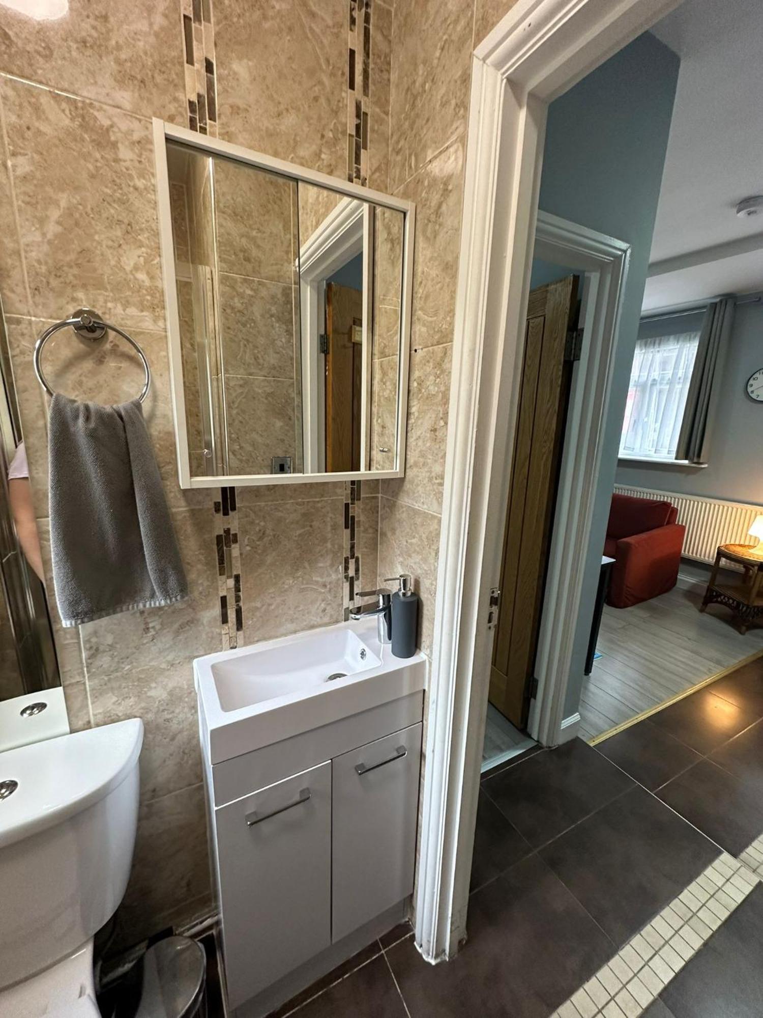 Central London - Ground Floor 2 Bedrooms Apartment Ngoại thất bức ảnh